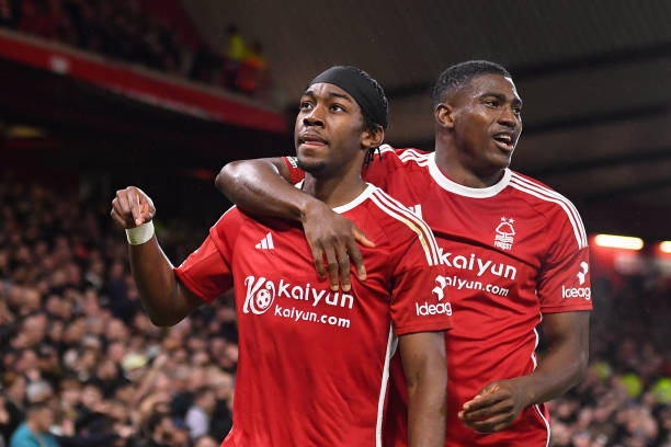 更在混双项 更在混双项